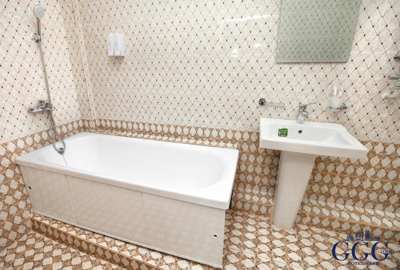 Gg Group Hotel Алма Ата Екстериор снимка